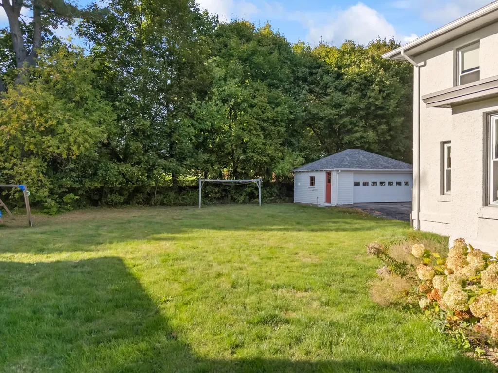 14 Nelke Place Lewiston ME 04240