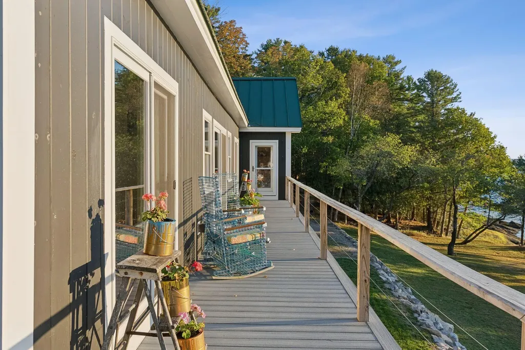 49 Cottage Road Arrowsic ME 04530