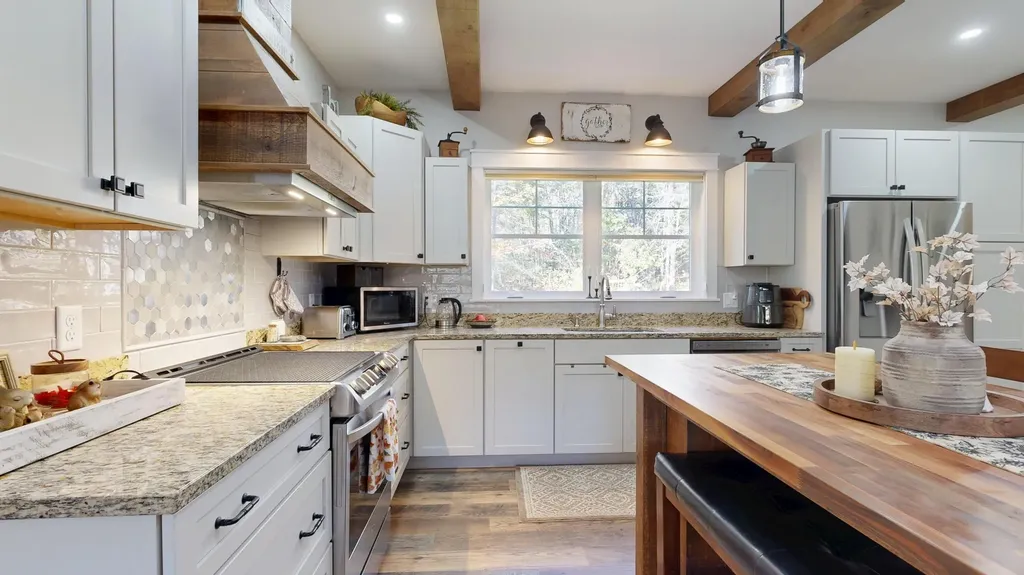 588 West Road Bowdoin ME 04287