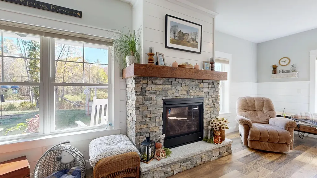588 West Road Bowdoin ME 04287
