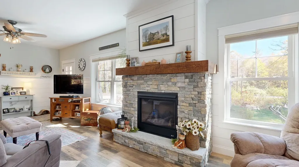 588 West Road Bowdoin ME 04287