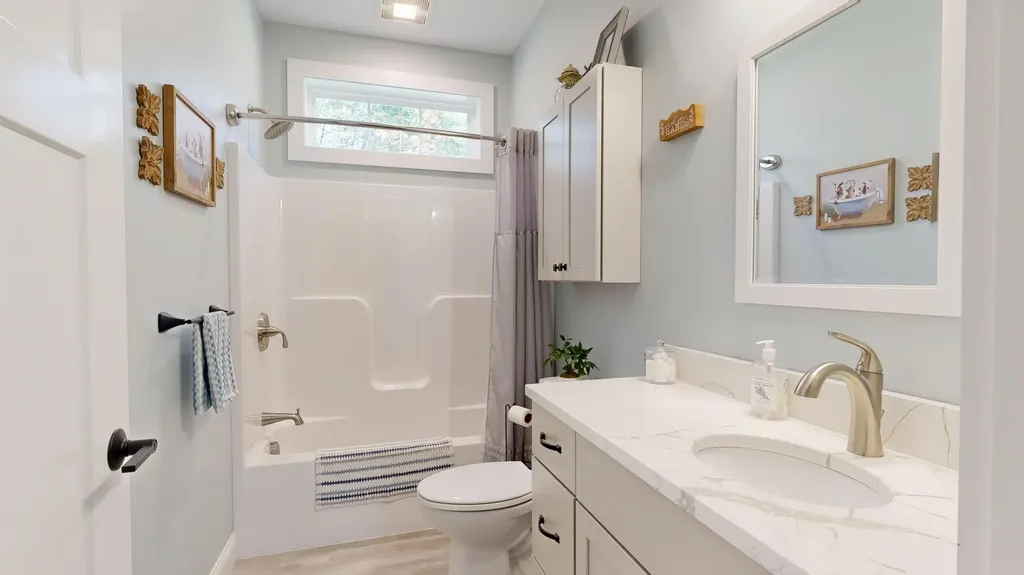 588 West Road Bowdoin ME 04287