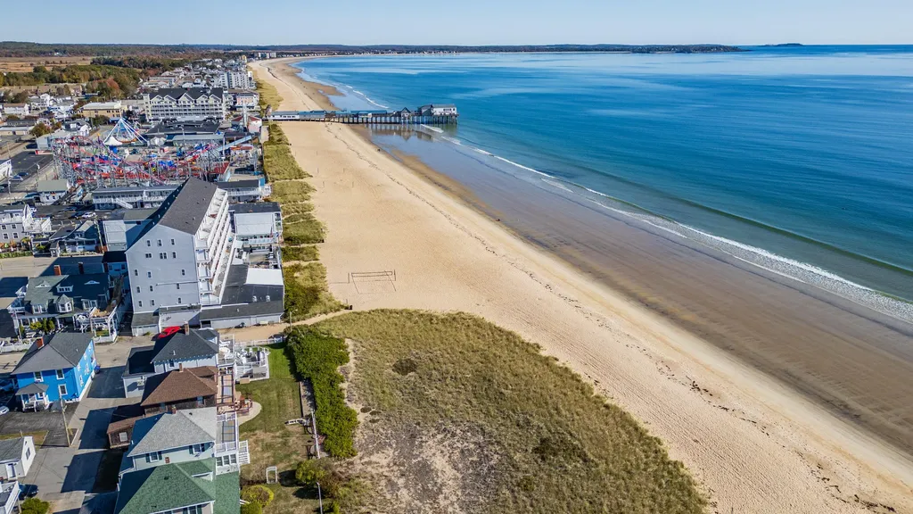 39 W. Grand Avenue Old Orchard Beach ME 04064