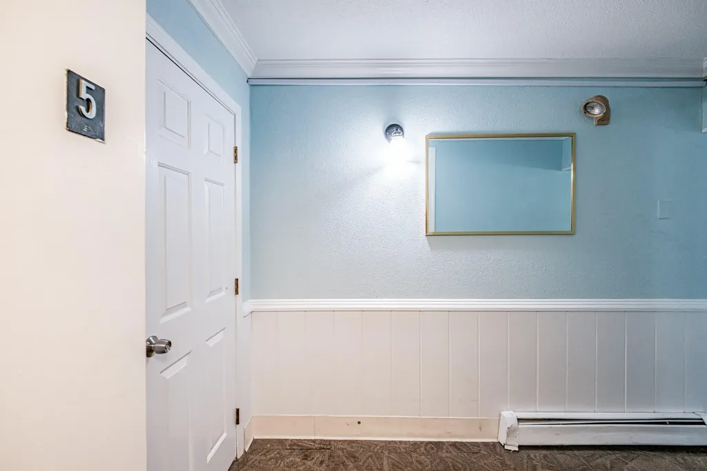 39 W. Grand Avenue Old Orchard Beach ME 04064