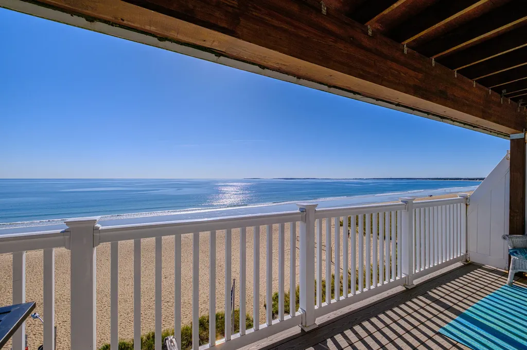 39 W. Grand Avenue Old Orchard Beach ME 04064