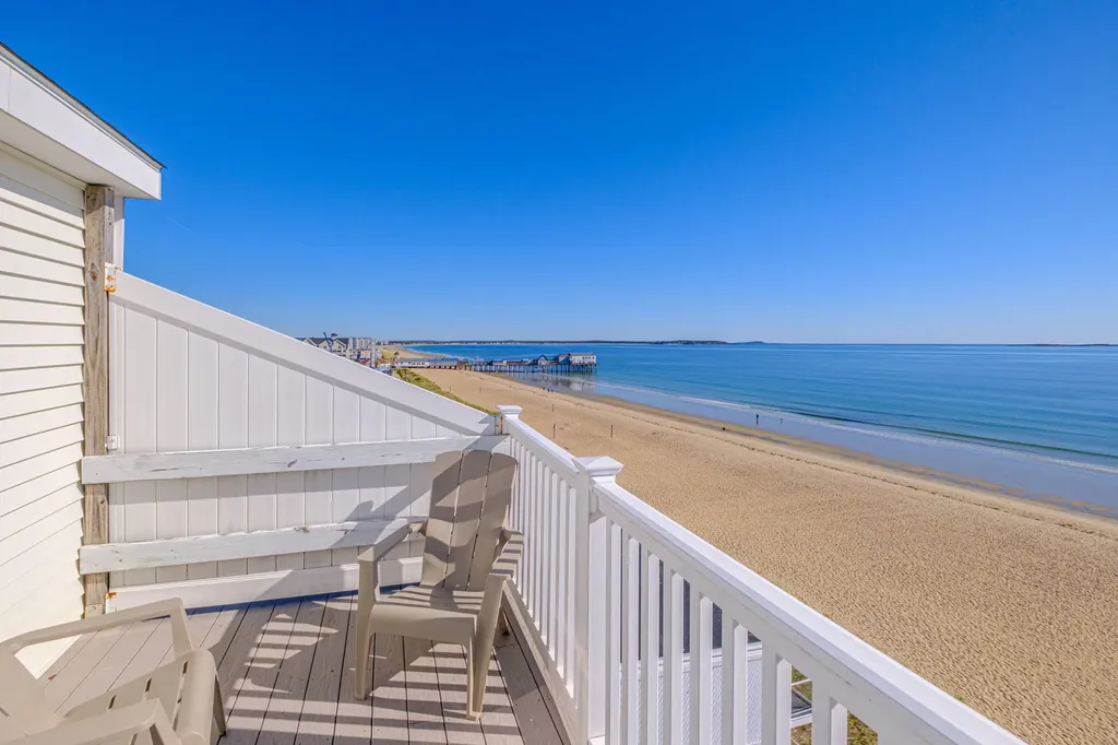 39 W. Grand Avenue Old Orchard Beach ME 04064