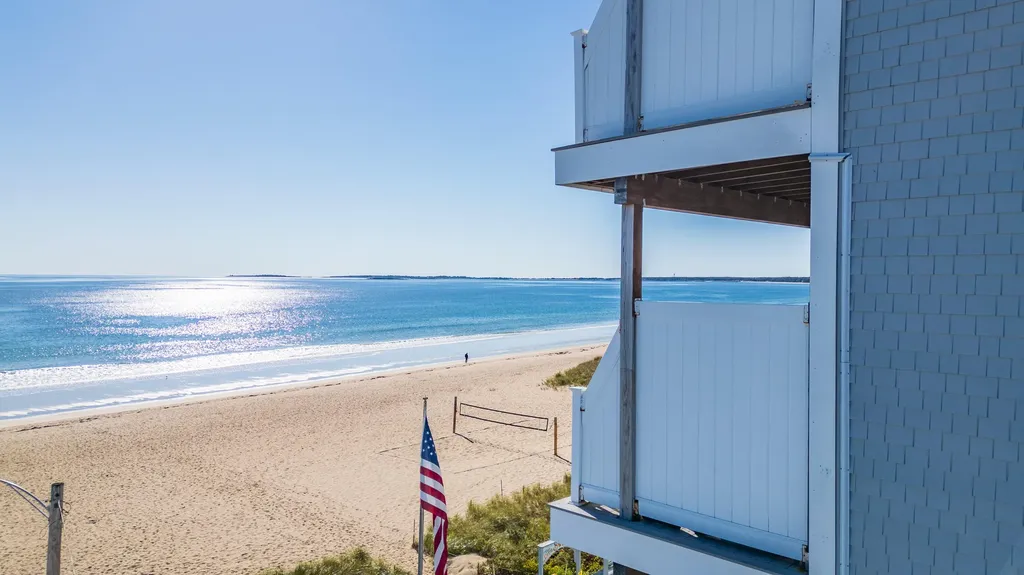 39 W. Grand Avenue Old Orchard Beach ME 04064