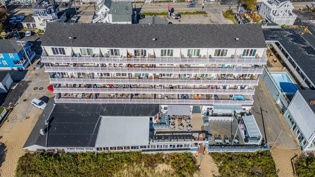39 W. Grand Avenue Old Orchard Beach ME 04064