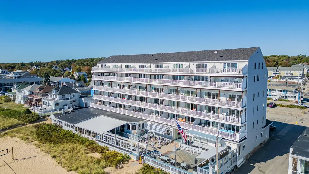39 W. Grand Avenue Old Orchard Beach ME 04064