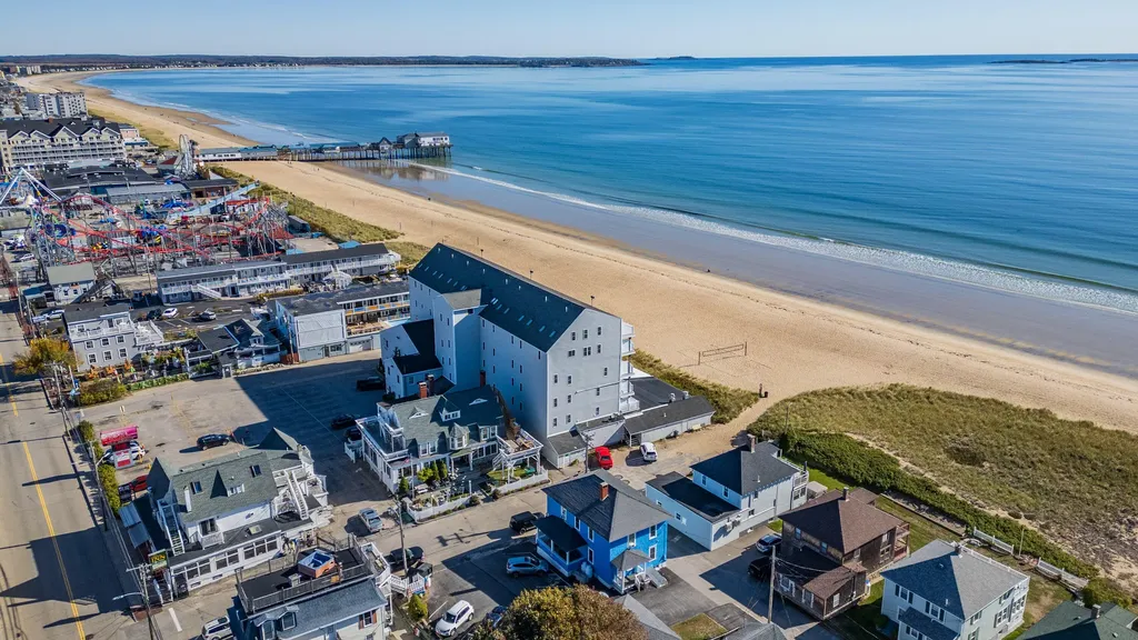 39 W. Grand Avenue Old Orchard Beach ME 04064