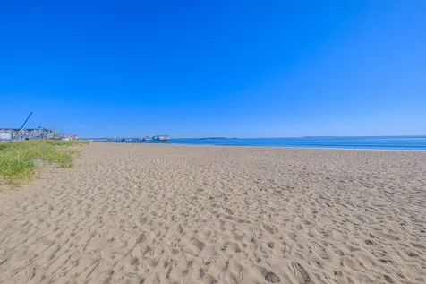 39 W. Grand Avenue Old Orchard Beach ME 04064
