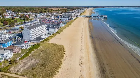39 W. Grand Avenue Old Orchard Beach ME 04064