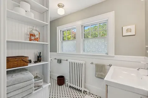 89 Clinton Street Portland ME 04103