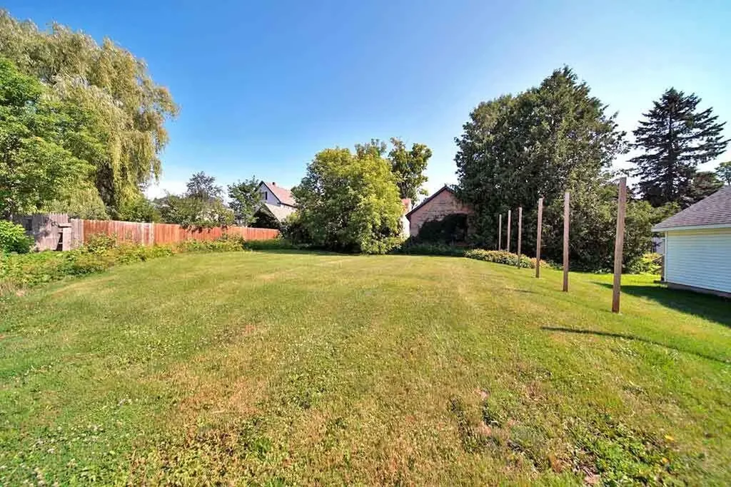 19 Smyrna Street Houlton ME 04730
