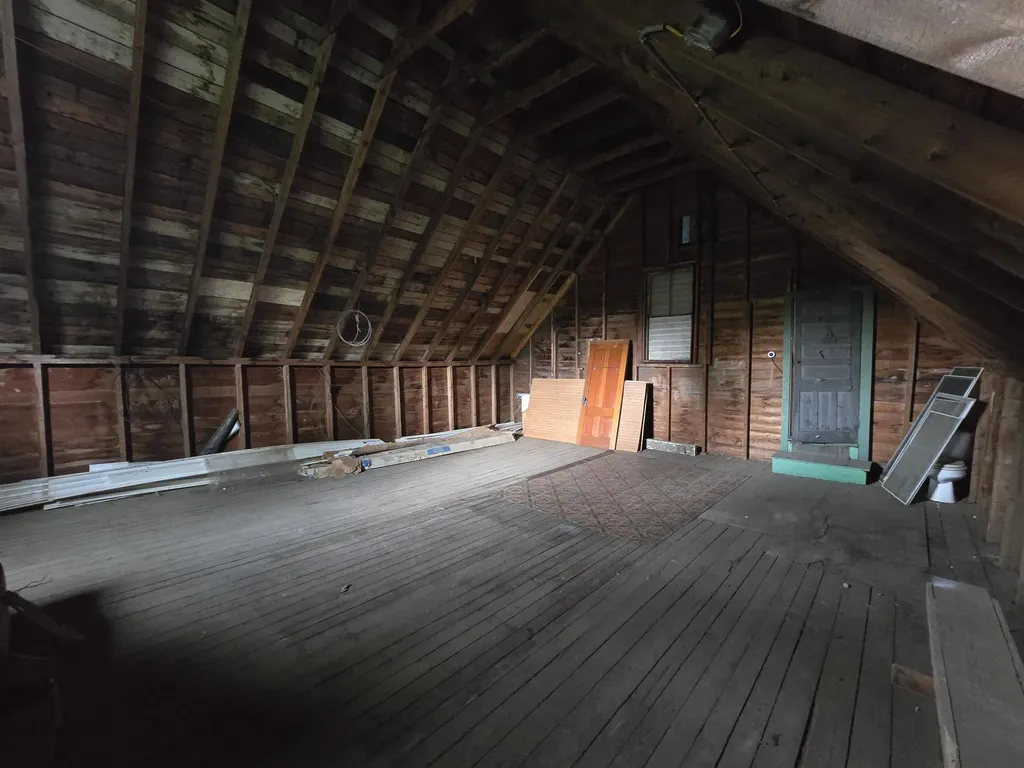 19 Smyrna Street Houlton ME 04730