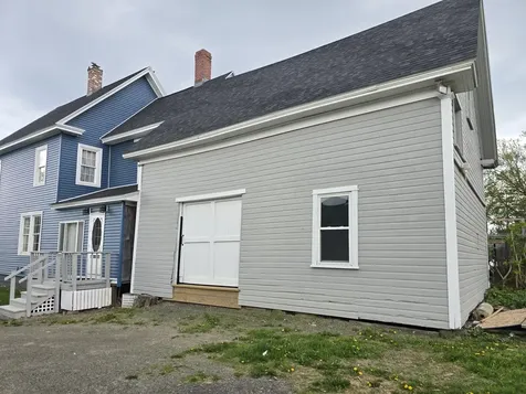 19 Smyrna Street Houlton ME 04730