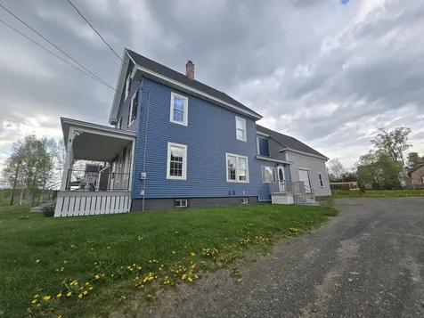 19 Smyrna Street Houlton ME 04730