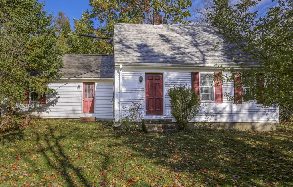8 Clipper Lane Stockton Springs ME 04981