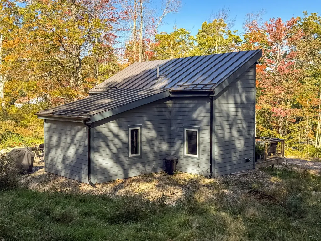 101 Marshall Shore Road Liberty ME 04949