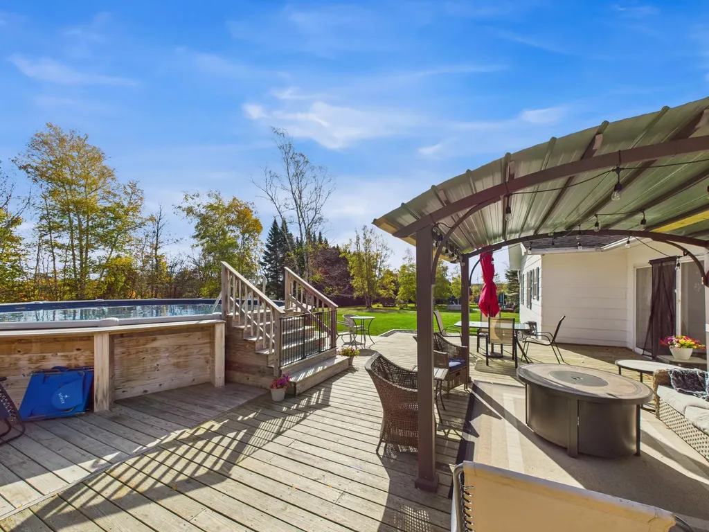 33 Lynn Drive Caribou ME 04736