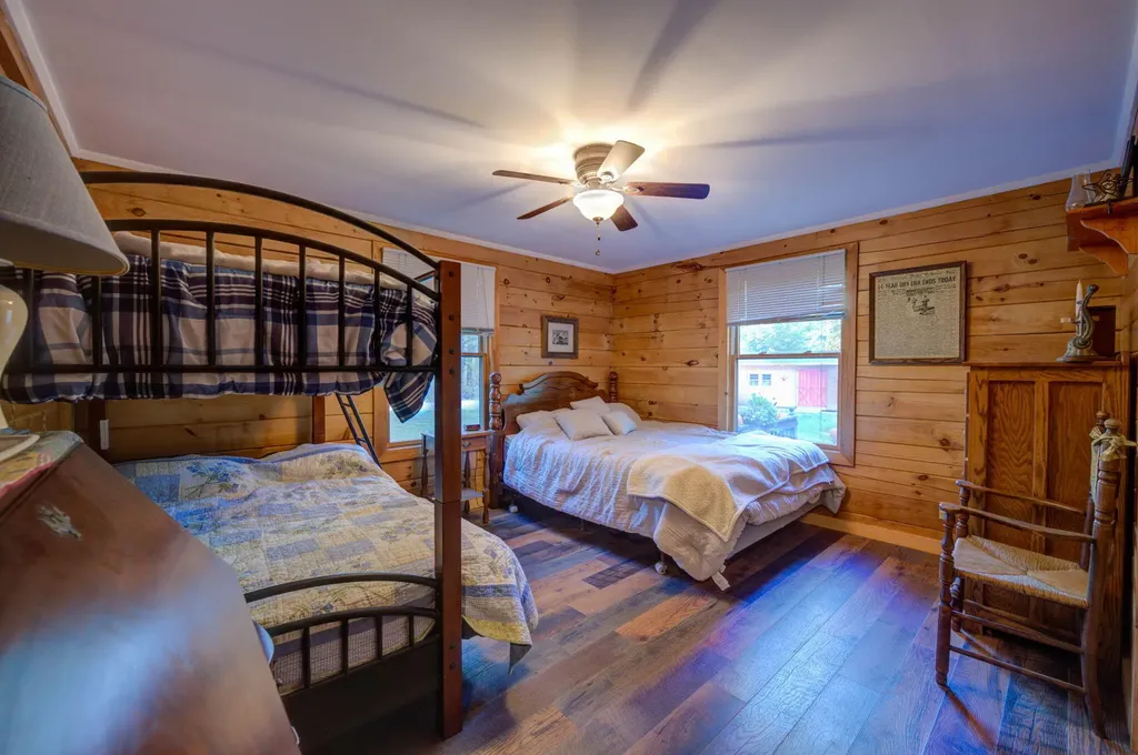 70 Hogan Pond Lane Oxford ME 04270
