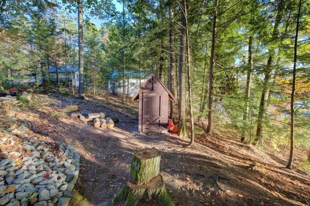 70 Hogan Pond Lane Oxford ME 04270