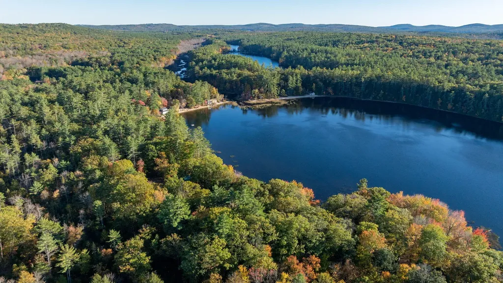70 Hogan Pond Lane Oxford ME 04270
