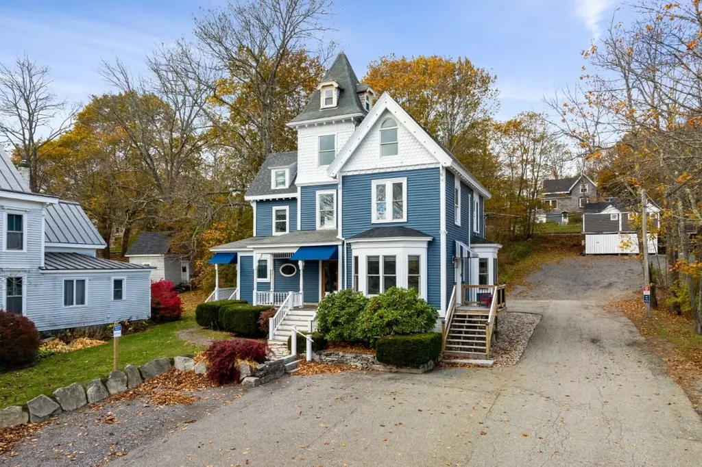 66 Townsend Avenue Boothbay Harbor ME 04538
