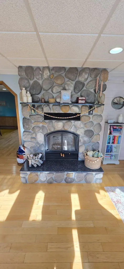 8 Benjamin Street Mars Hill ME 04758