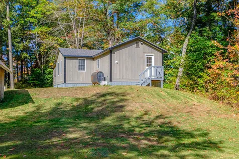 15 Seaward Road Turner ME 04282