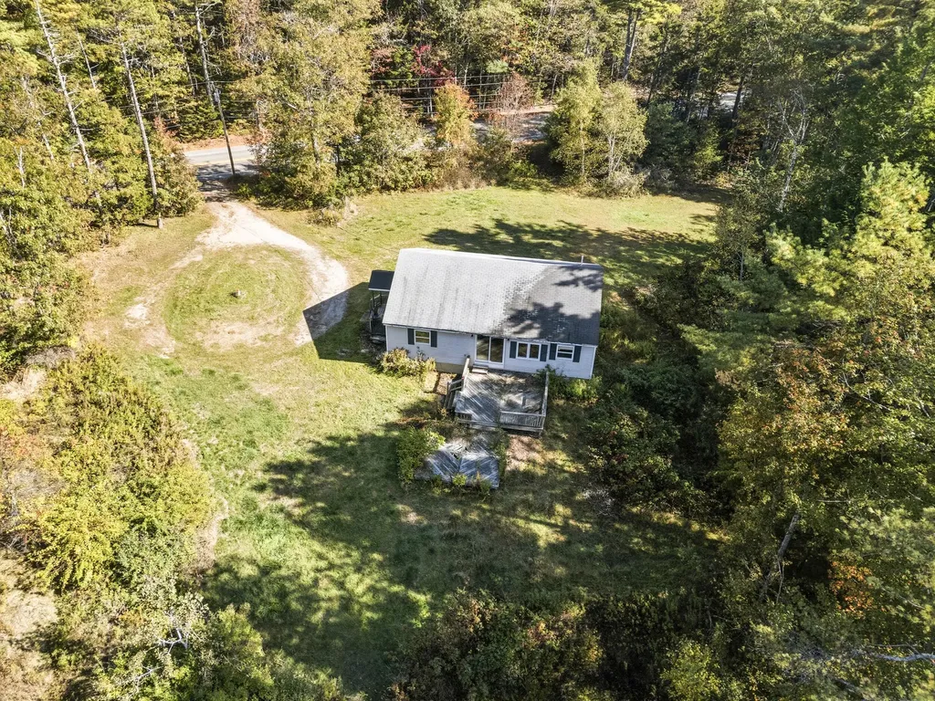 136 Flying Point Road Freeport ME 04032