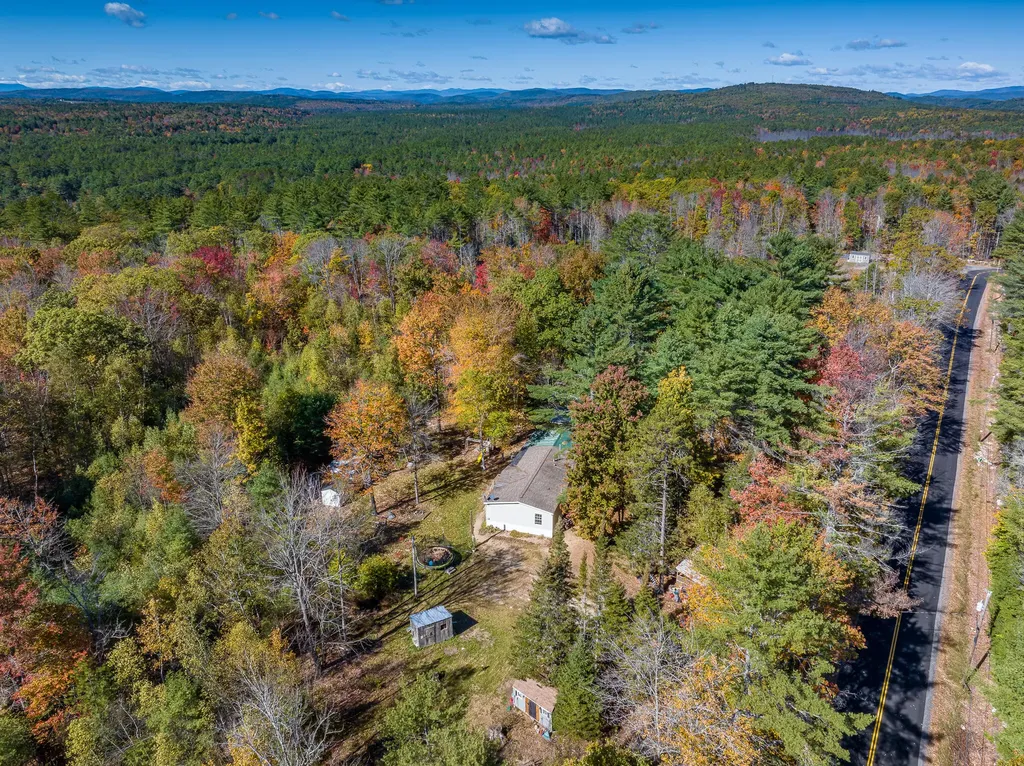 27 Ahonen Road Otisfield ME 04270