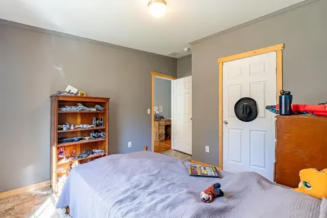 27 Ahonen Road Otisfield ME 04270