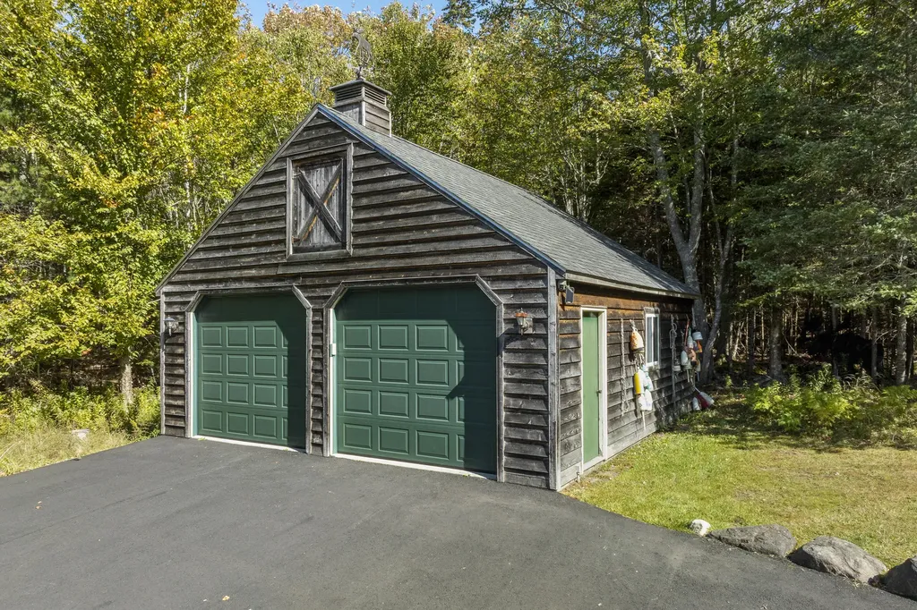 49 Seawood Park Road Bristol ME 04554