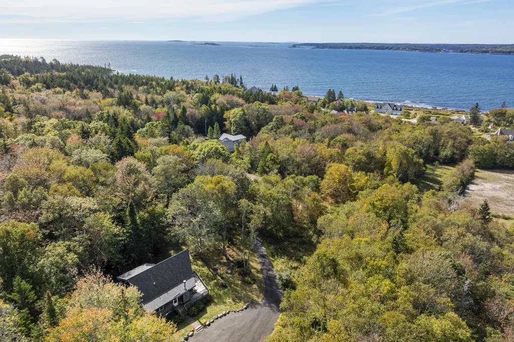 49 Seawood Park Road Bristol ME 04554