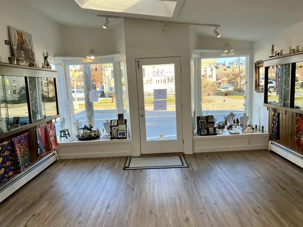332 Main Street Southwest Harbor ME 04679
