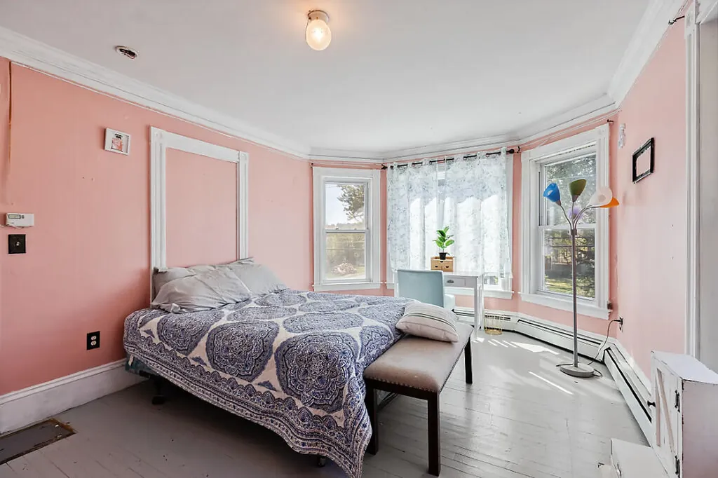 34 Troy Road Burnham ME 04922