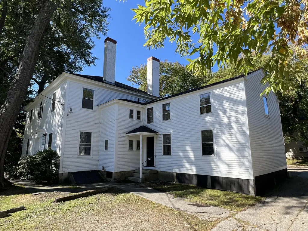 8 Crosby Street Augusta ME 04330