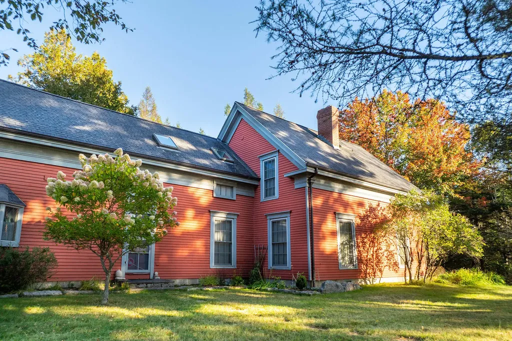 12 Victoria Lane Milbridge ME 04658
