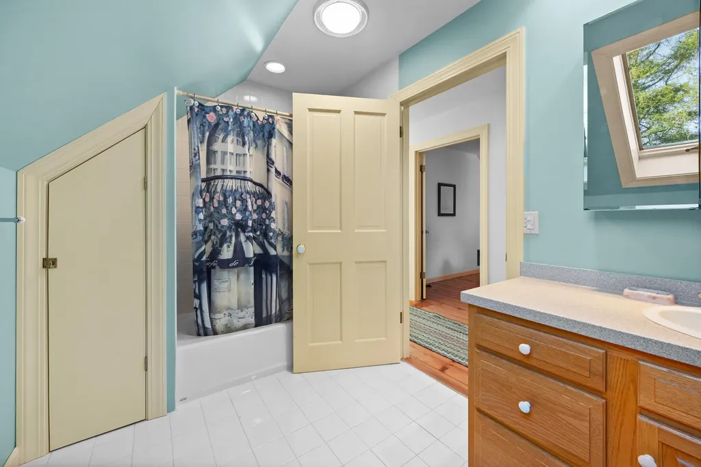 12 Victoria Lane Milbridge ME 04658