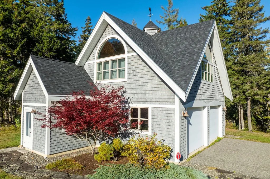 12 Victoria Lane Milbridge ME 04658