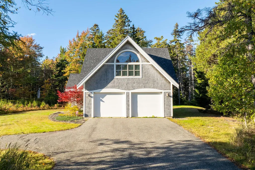 12 Victoria Lane Milbridge ME 04658