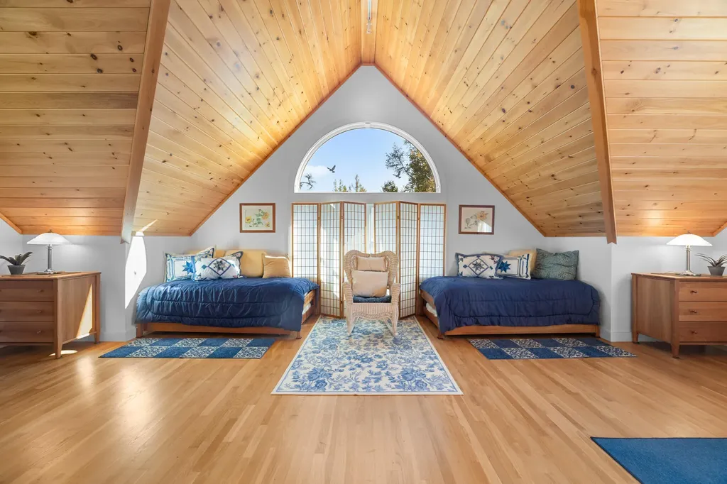 12 Victoria Lane Milbridge ME 04658