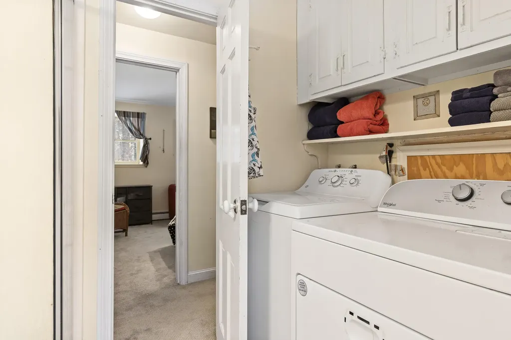 31 Stony Brook Lane Yarmouth ME 04096