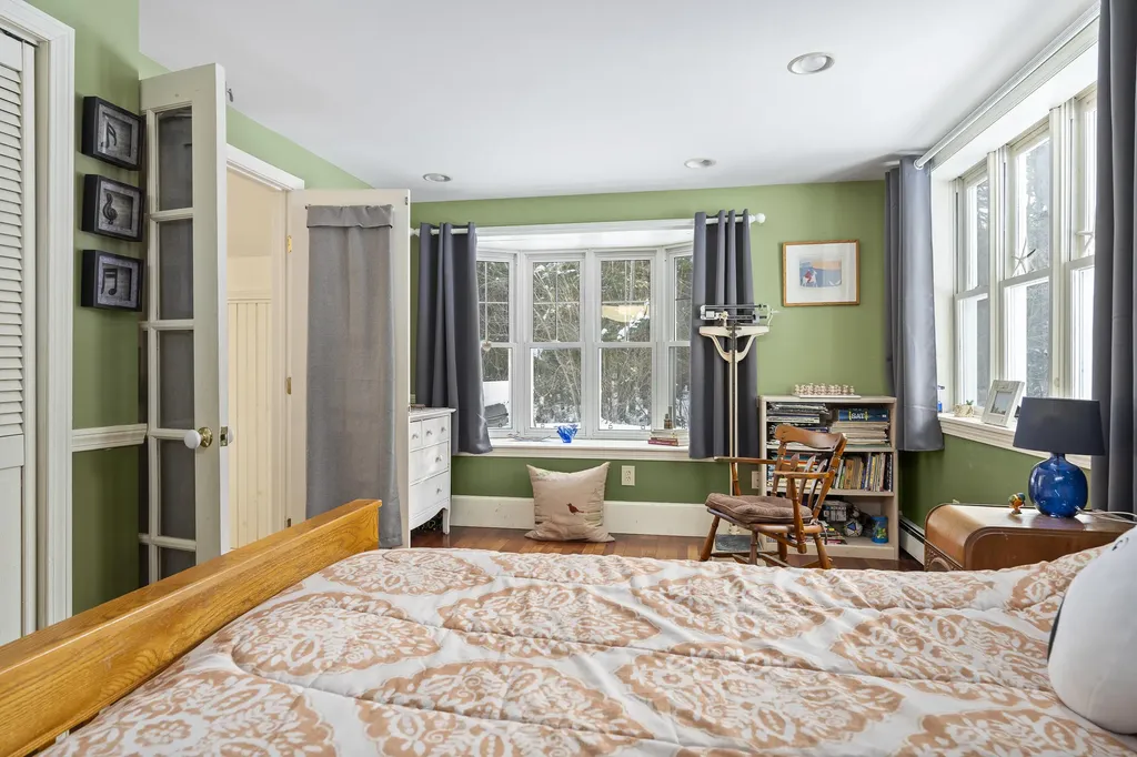 31 Stony Brook Lane Yarmouth ME 04096