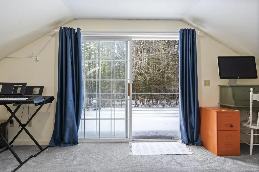 31 Stony Brook Lane Yarmouth ME 04096