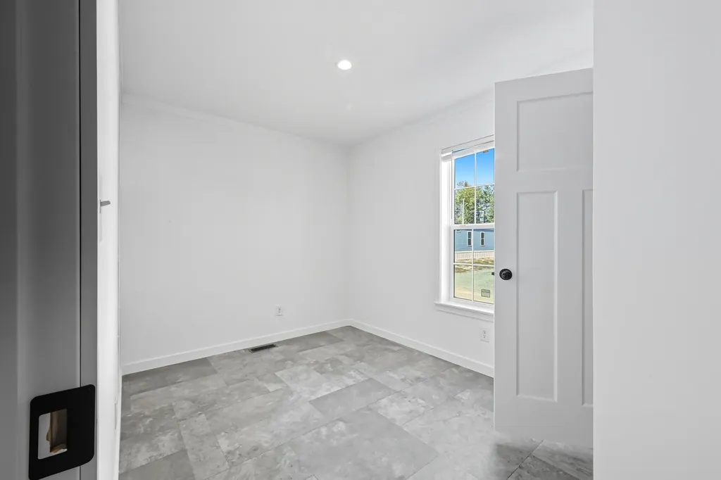 14 Valerie Lane Waterville ME 04901