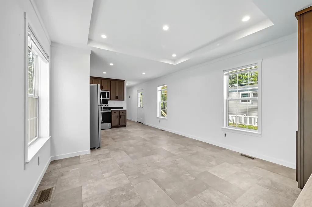14 Valerie Lane Waterville ME 04901