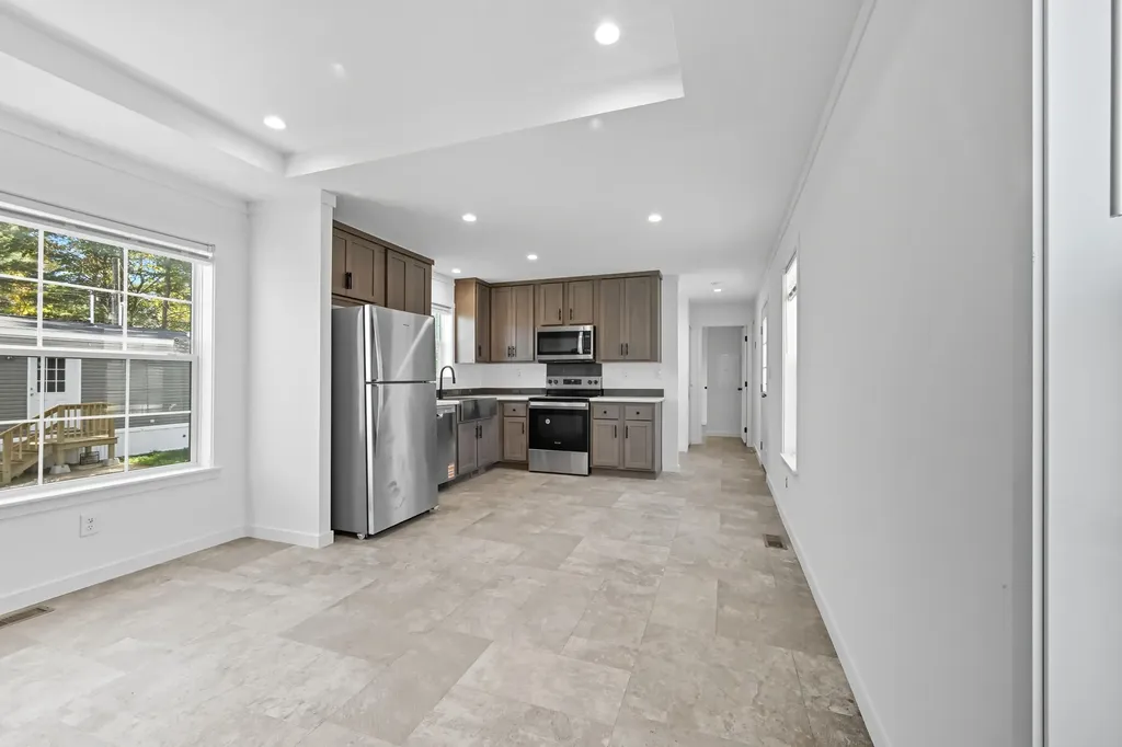 14 Valerie Lane Waterville ME 04901