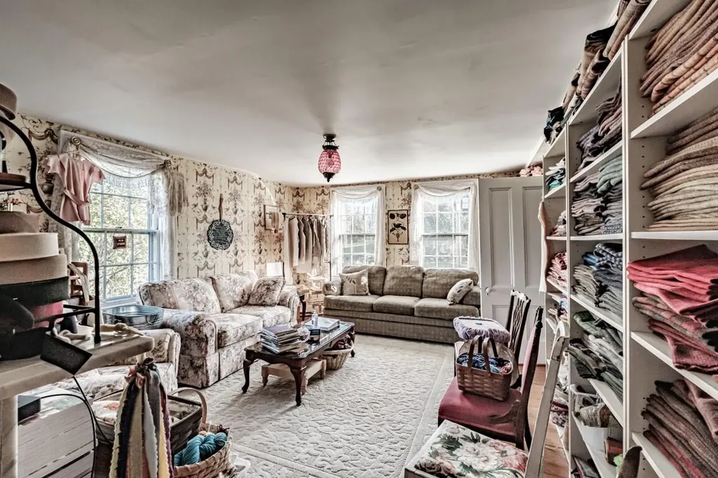 546 Paris Hill Road Paris ME 04281